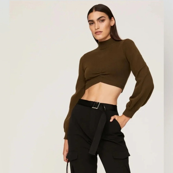 Sachin & Babi Mara Knit Long Sleeve Cropped Shirt. Size Large. - Picture 2 of 8